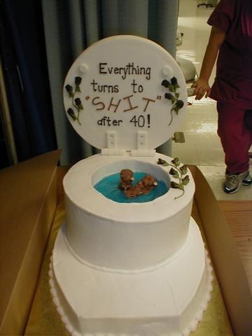 40 birthday cake, a toilet